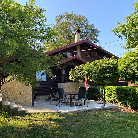 4Trees Holiday House สลูน ภายนอก รูปภาพ