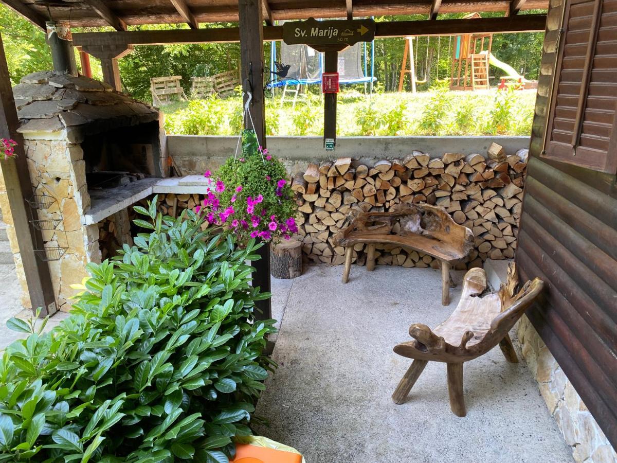 4Trees Holiday House สลูน ภายนอก รูปภาพ