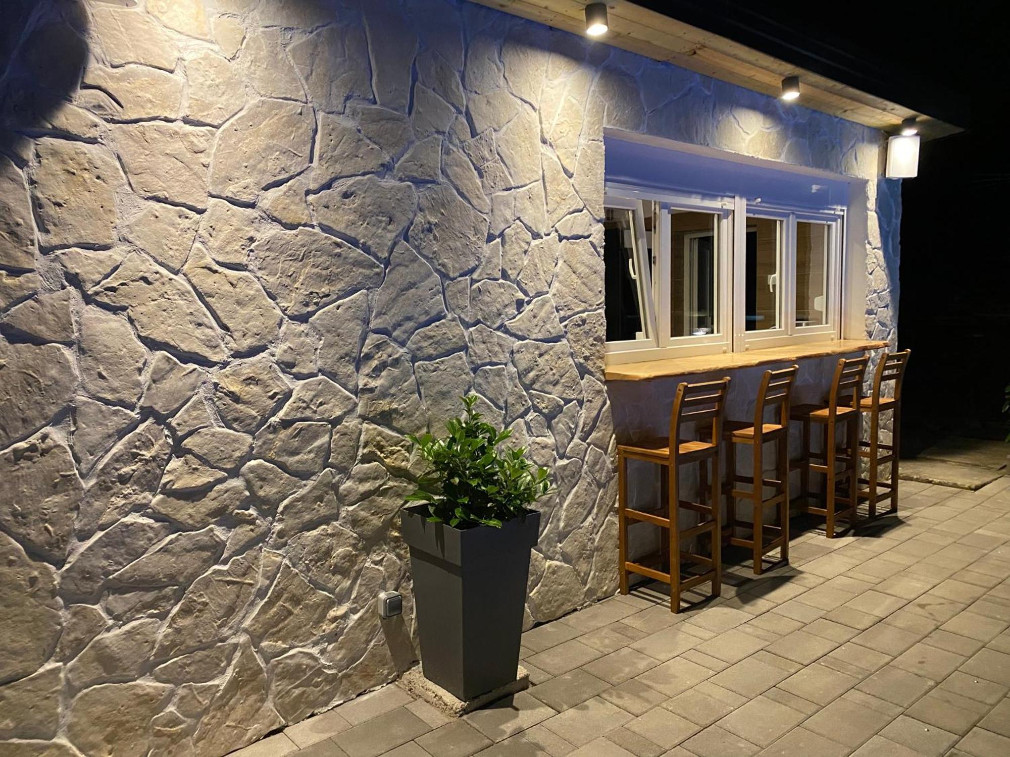 4Trees Holiday House สลูน ภายนอก รูปภาพ